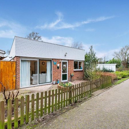 Endearing Holiday Home In Noordwijkerhout With Garden Bbq Kültér fotó