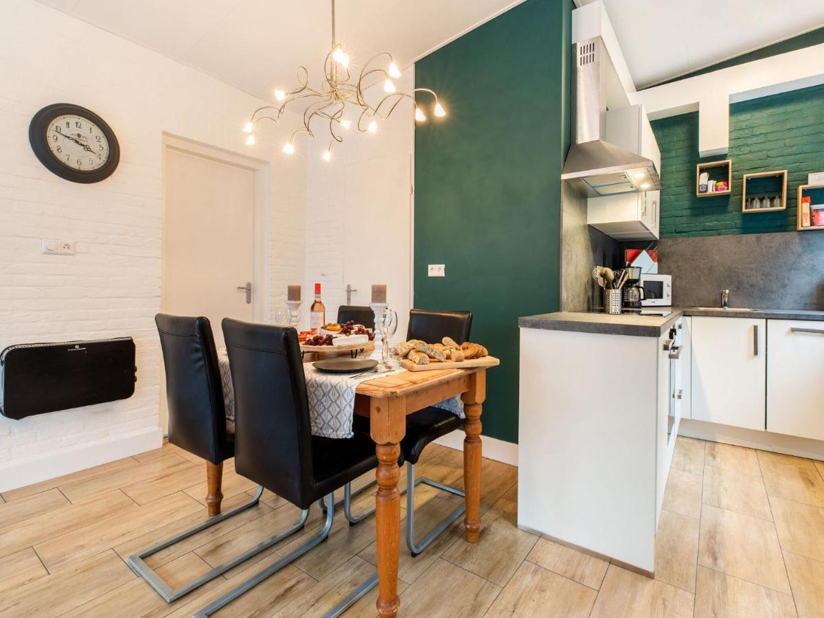 Endearing Holiday Home In Noordwijkerhout With Garden Bbq Kültér fotó