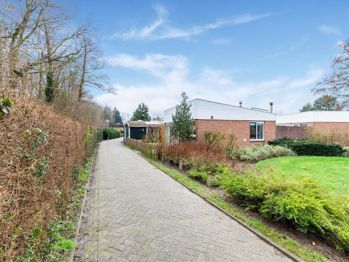 Endearing Holiday Home In Noordwijkerhout With Garden Bbq Kültér fotó