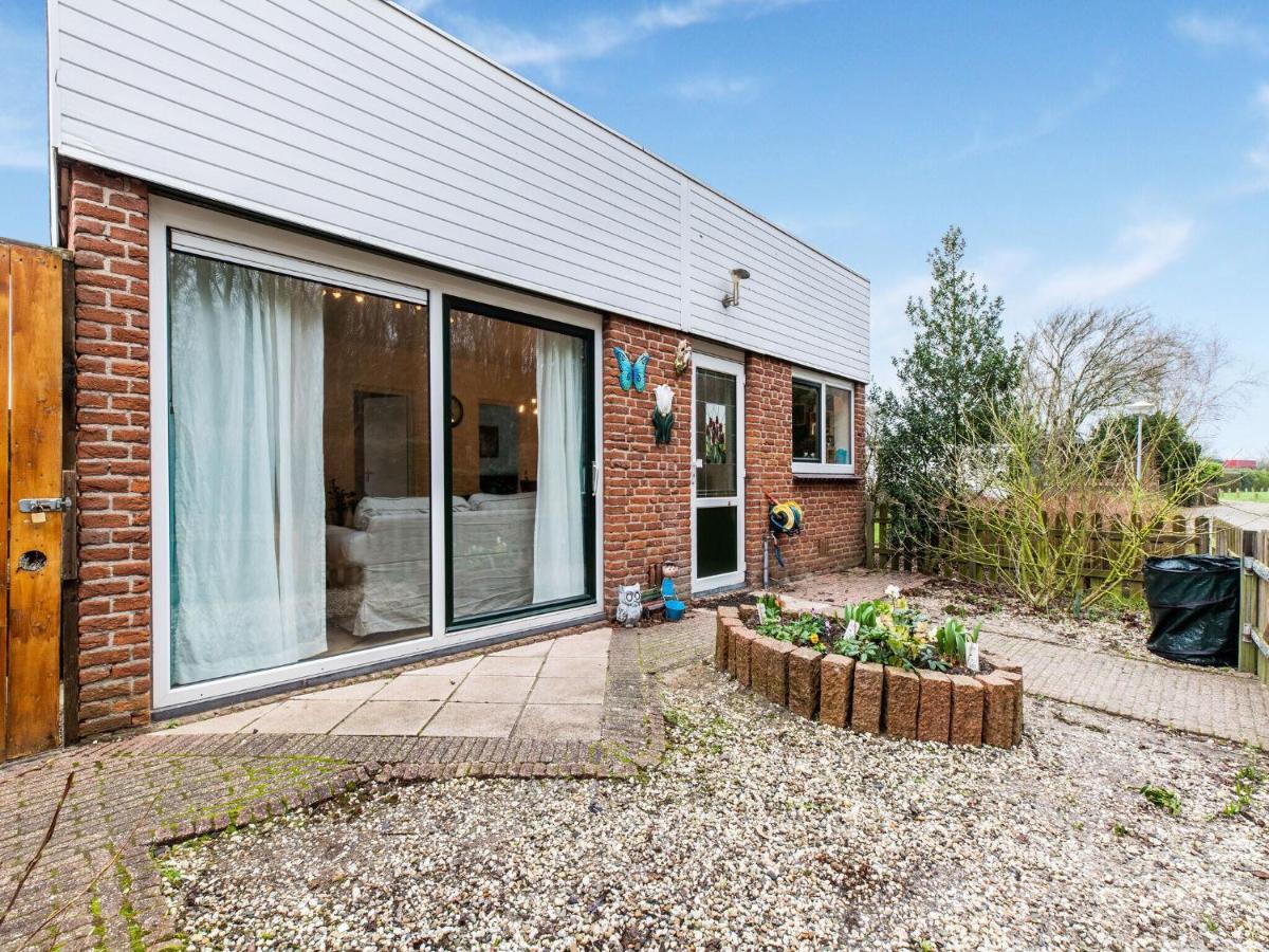 Endearing Holiday Home In Noordwijkerhout With Garden Bbq Kültér fotó