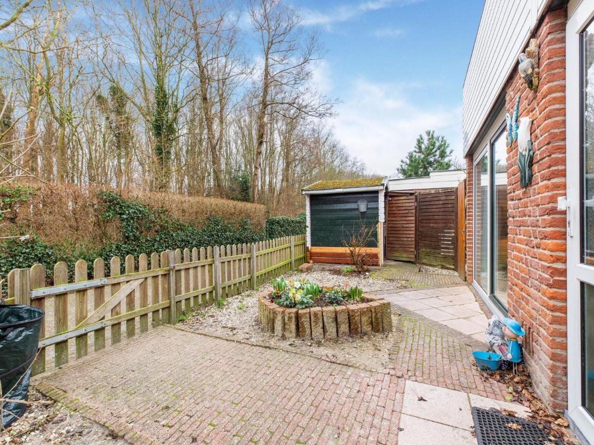 Endearing Holiday Home In Noordwijkerhout With Garden Bbq Kültér fotó